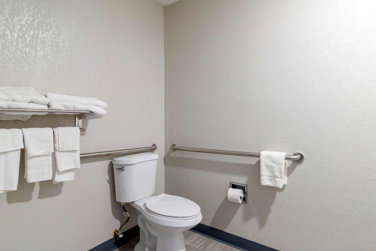 Quality Inn Newnan - Atlanta South Bagian luar foto