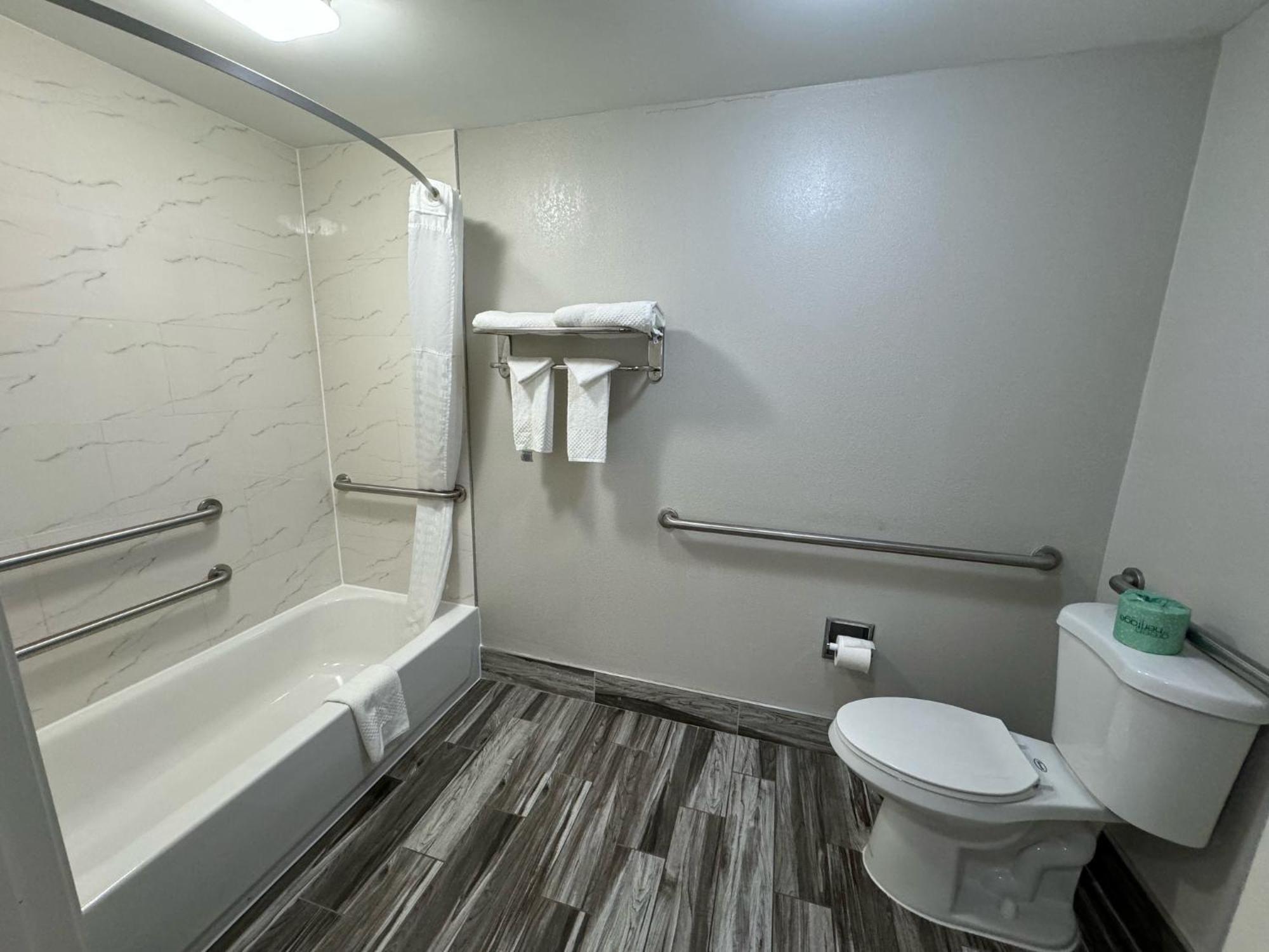 Quality Inn Newnan - Atlanta South Bagian luar foto